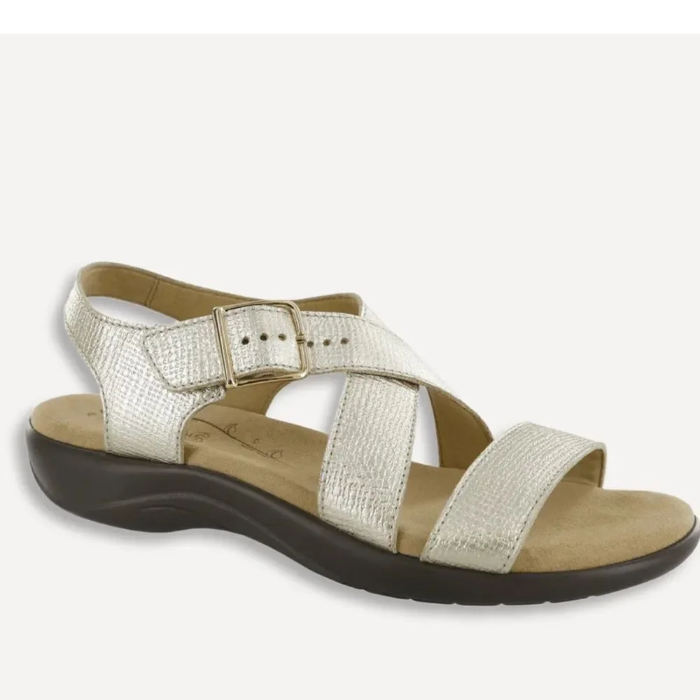SAS LAGUNA GOLD LINEN SANDALS.
